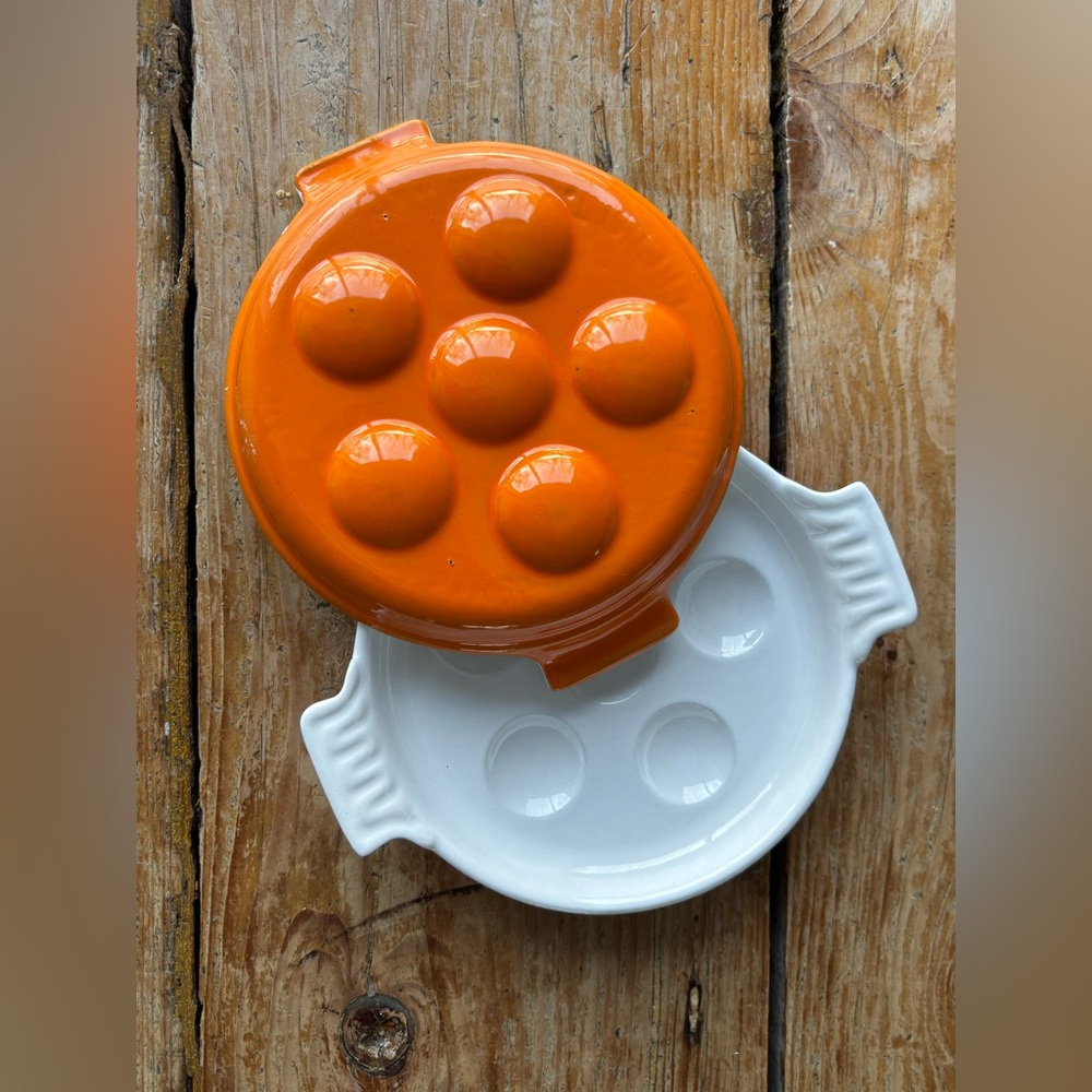 2 Vintage Le Creuset Enameled Cast Iron Escargot Baking Dishes 6” Orange White